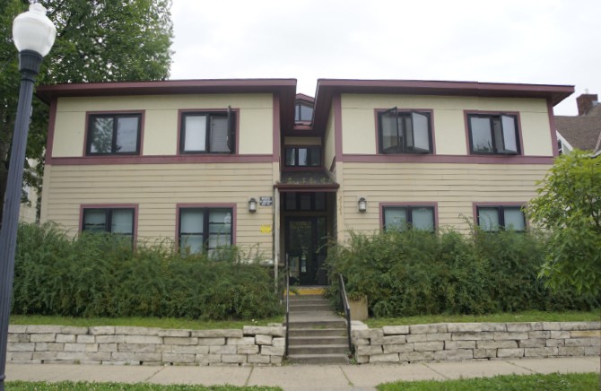 Two story six-unit property