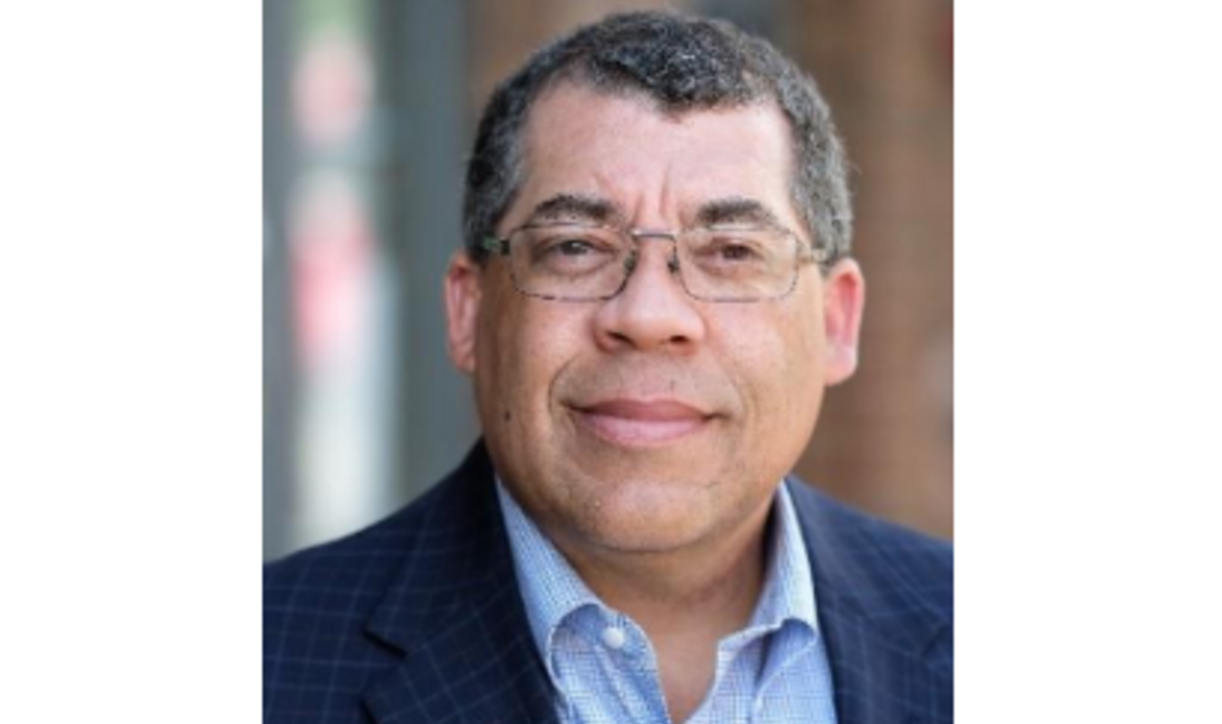 Headshot of Paul Williams 